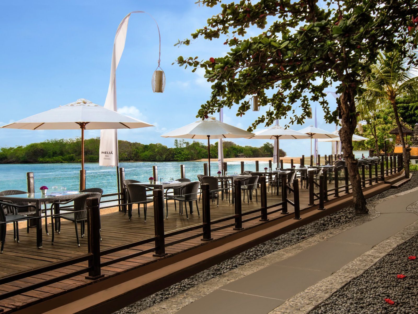 Почивка на Бали в Melia Bali ресторант