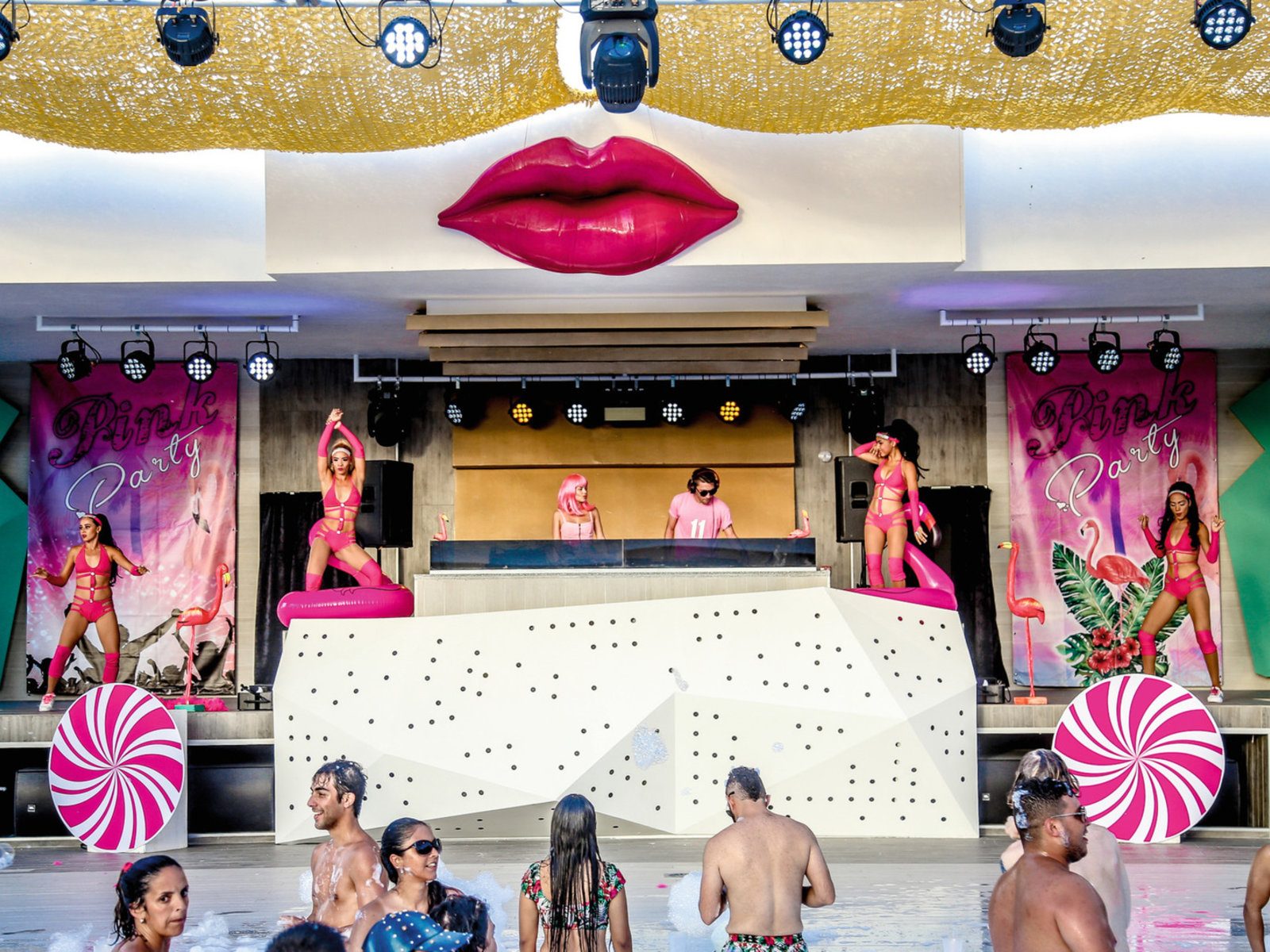 Почивки All Inclusive RIU Bambu animation