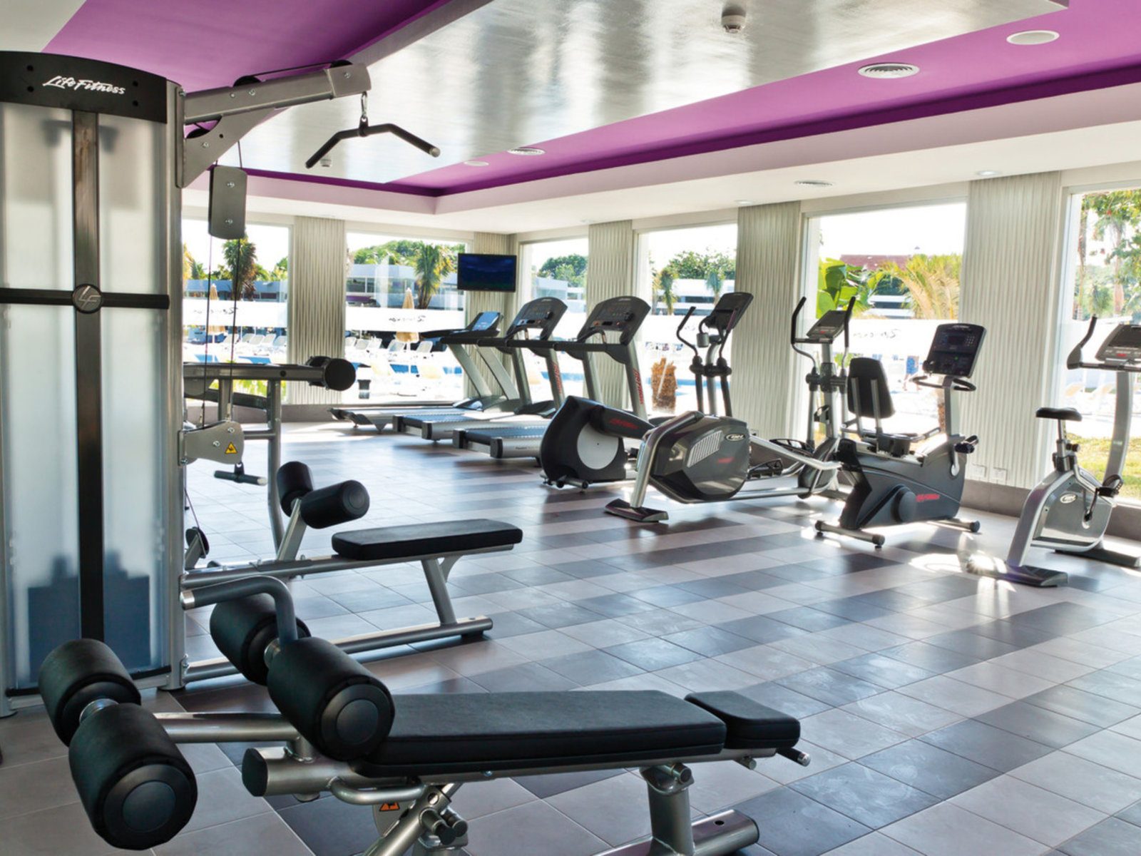 Почивка Мексико в RIU Palace Mexico fitness