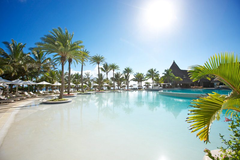 lux belle mare pool