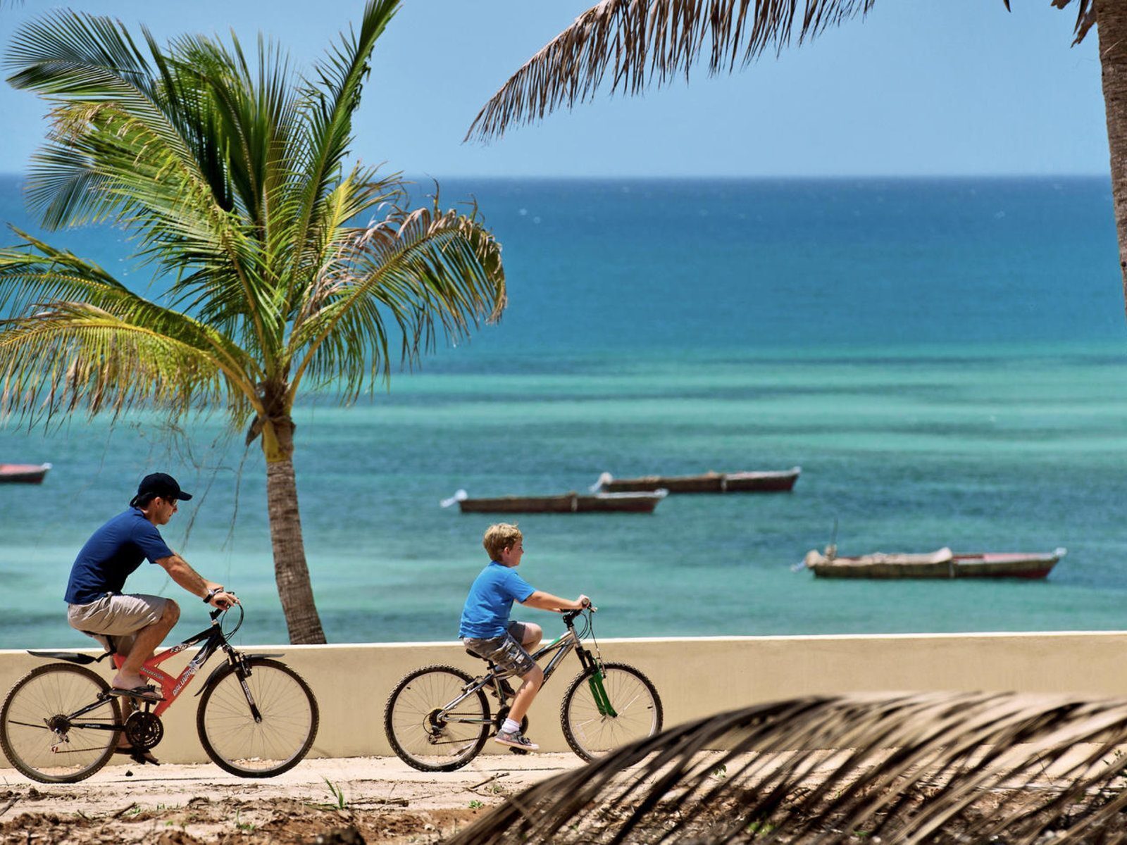 Почивка Занзибар в Sea Cliff Resort с колело
