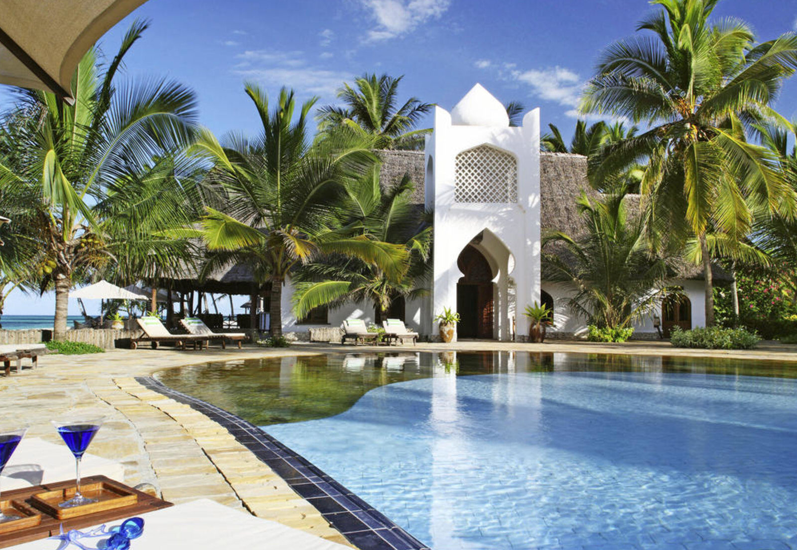 Почивка Занзибар в Sultan Sands басейн