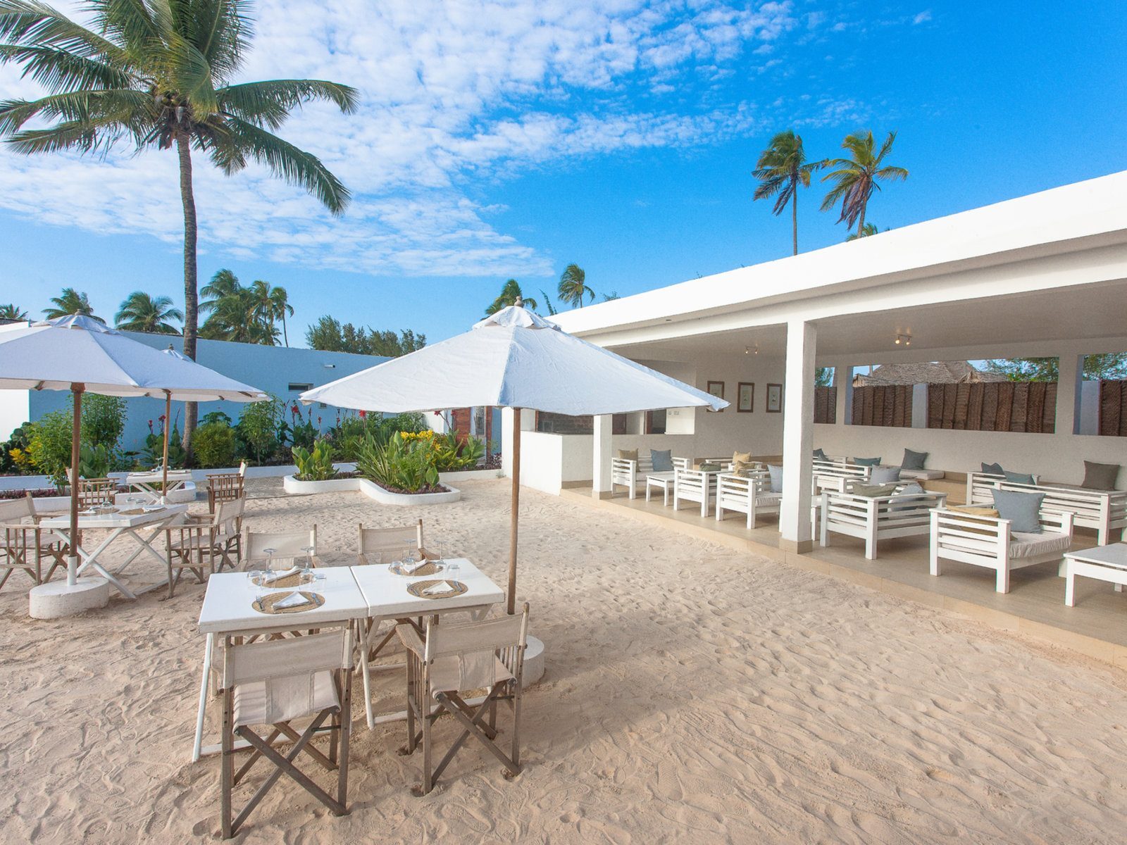 Почивка в Занзибар в Dhow Inn restaurant