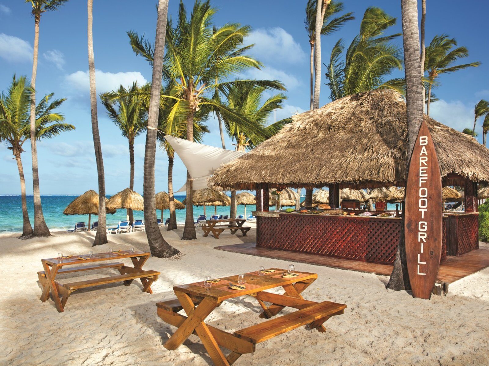 Почивка в Доминикана в Dreams Palm Beach Punta Cana grill