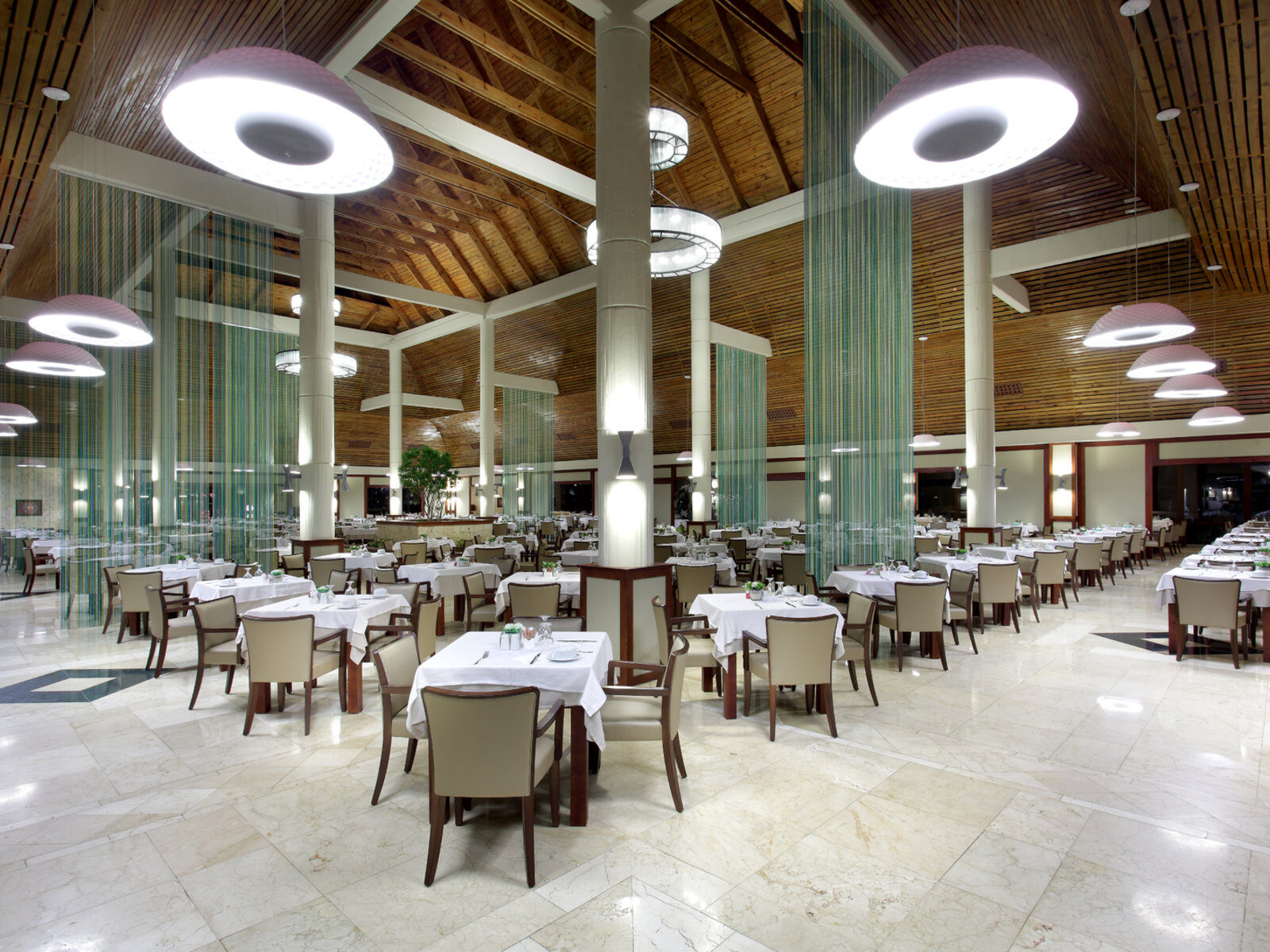 Почивка Доминикана в Grand Palladium Palace Resort Spa and Casino la catedral