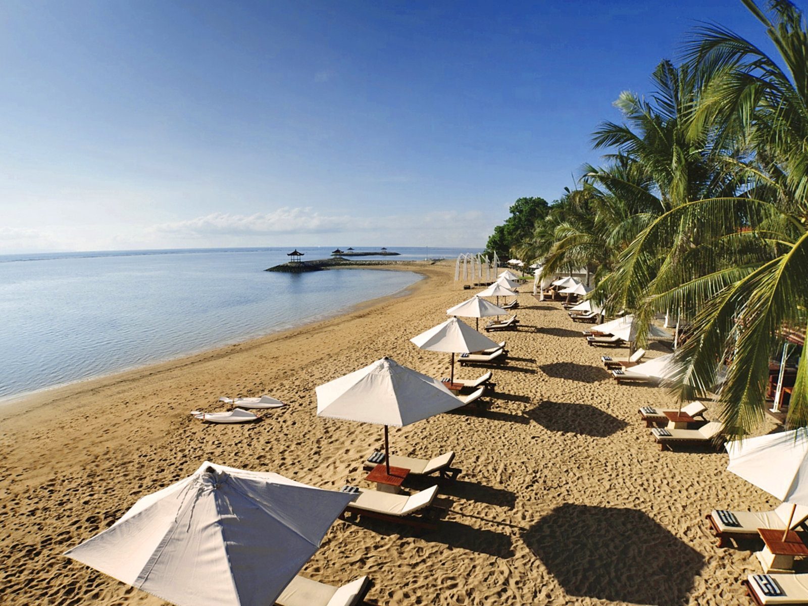 Почивка Бали в Griya Santrian beach