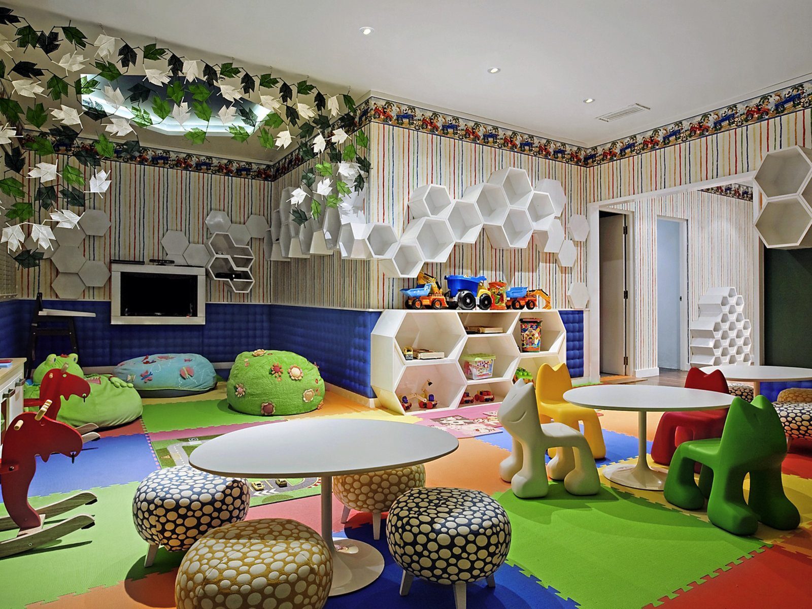 Почивка Сейшелите в Hilton Seychelles Labriz Resort & Spa детски клуб