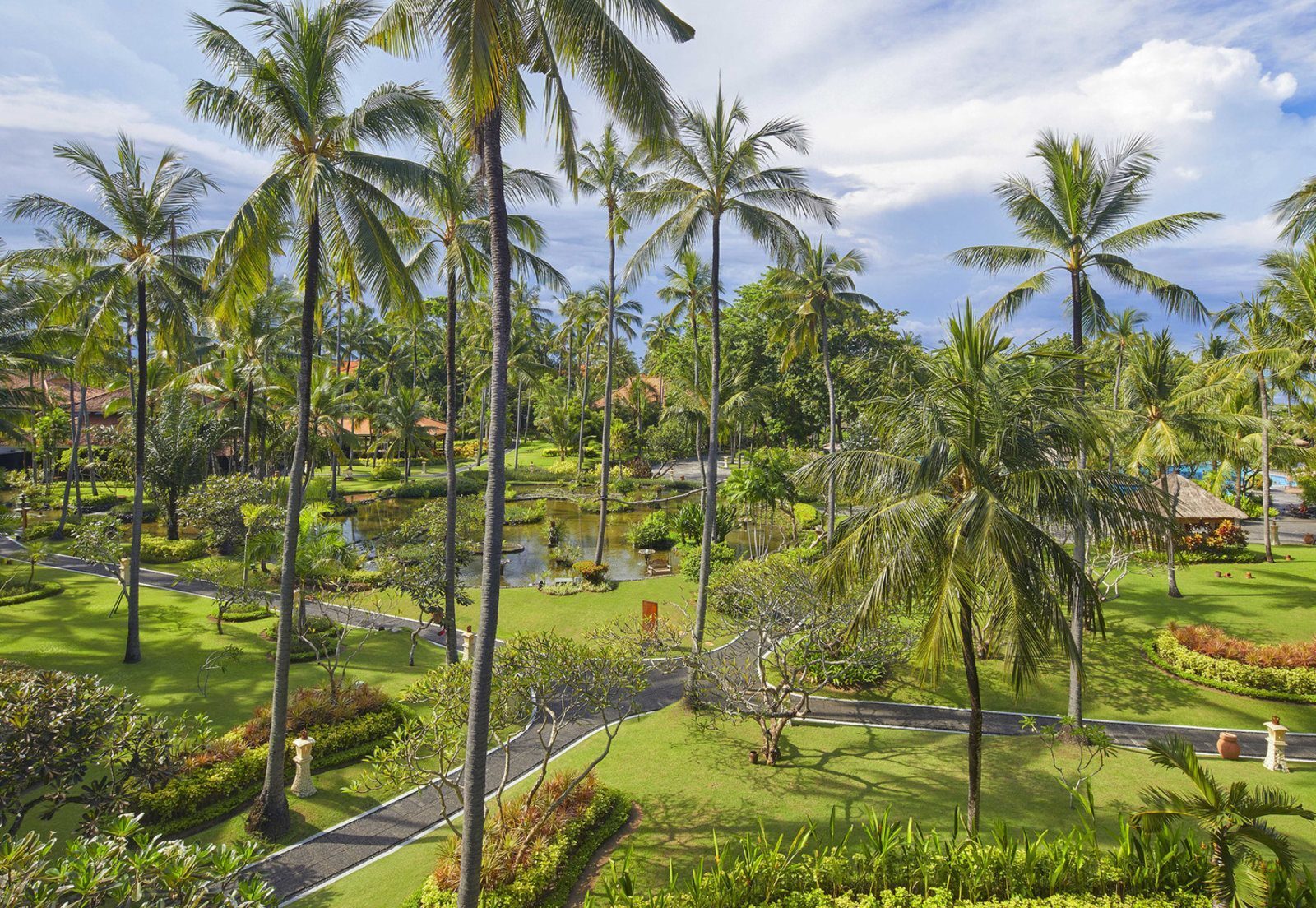 Почивка на Бали в Melia Bali градина