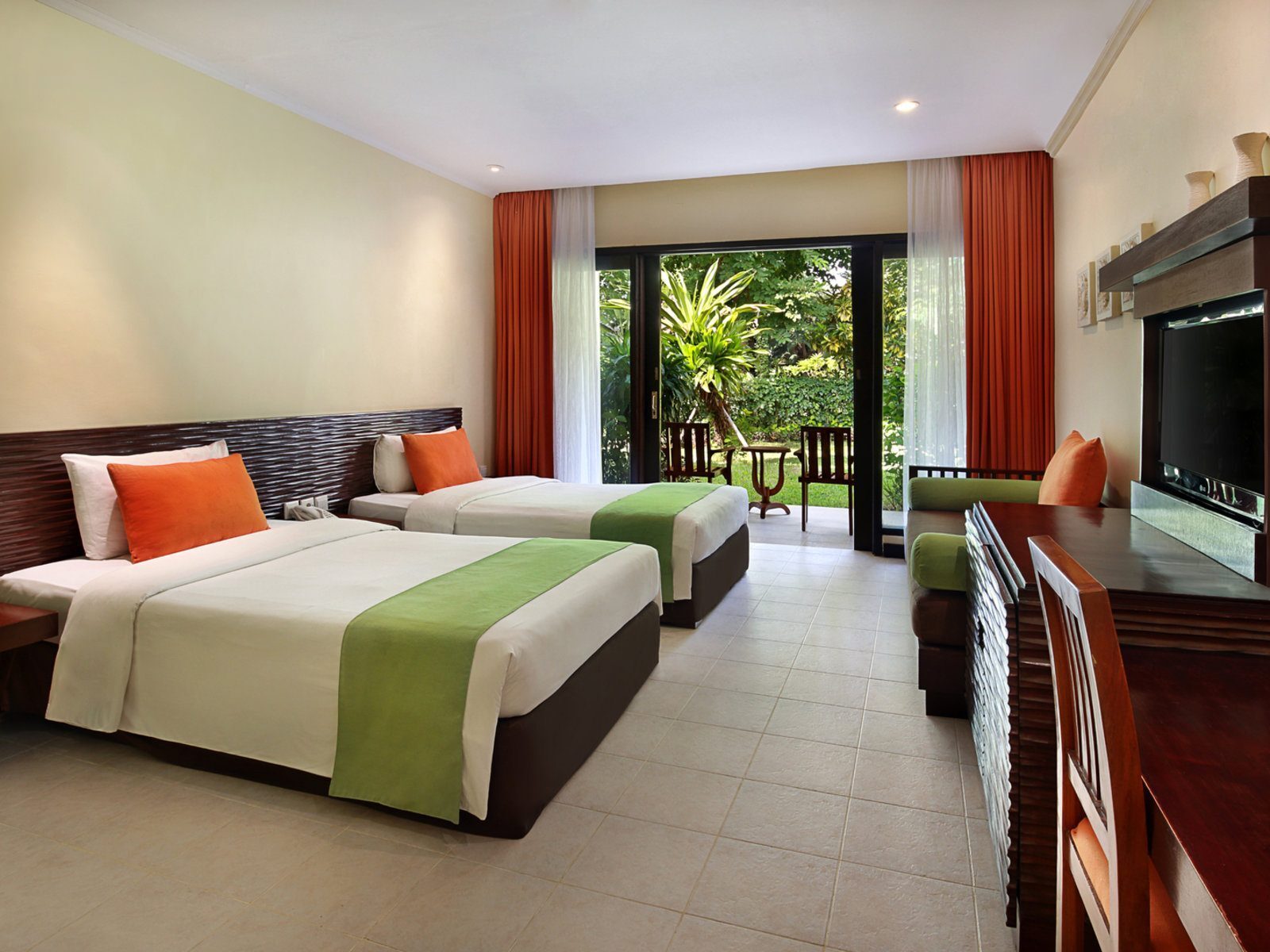 Почивка Бали в Mercure Resort Sanur deluxe room