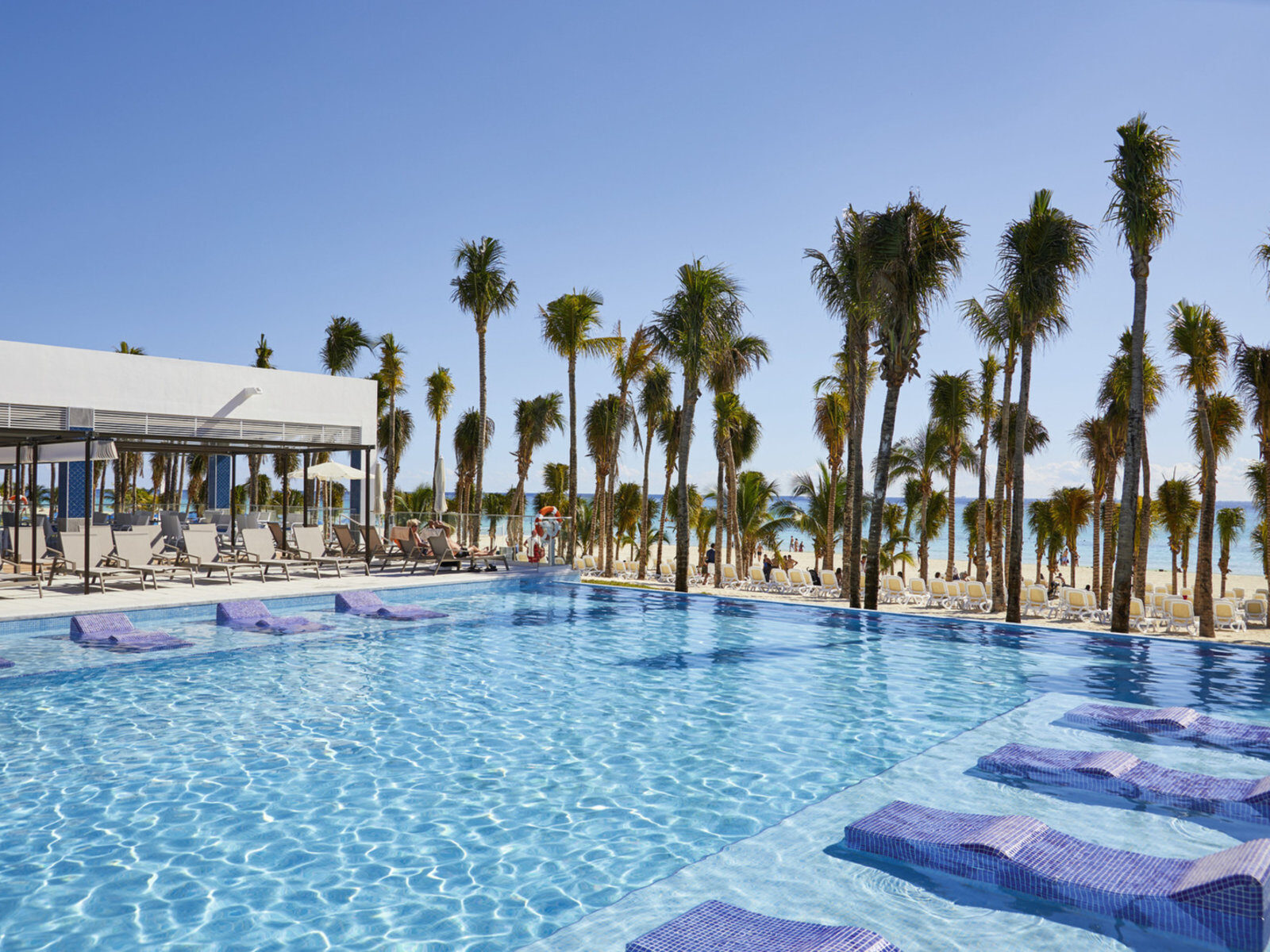 Почивки Мексико в RIU Palace Riviera Maya pool