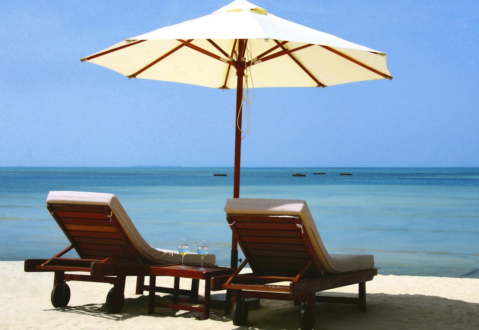 Почивка Занзибар в Sea Cliff Resort плаж 3