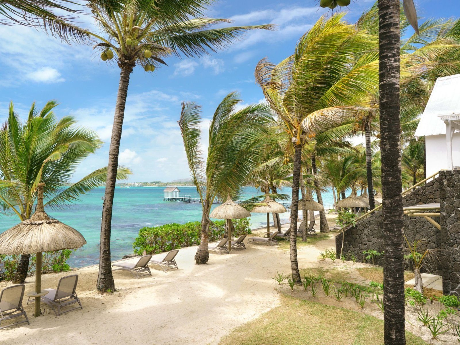 Почивка Мавриций в Tropical Attitude плаж