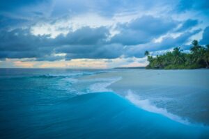 Малдивите: Почивка за любителите на сърфинга