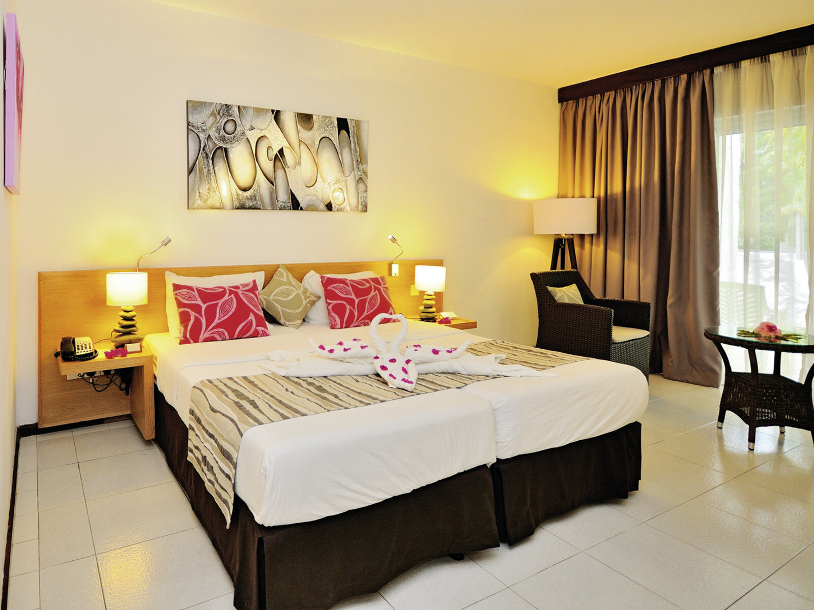 Почивка Мавриций в Casuarina Resort & Spa deluxe room