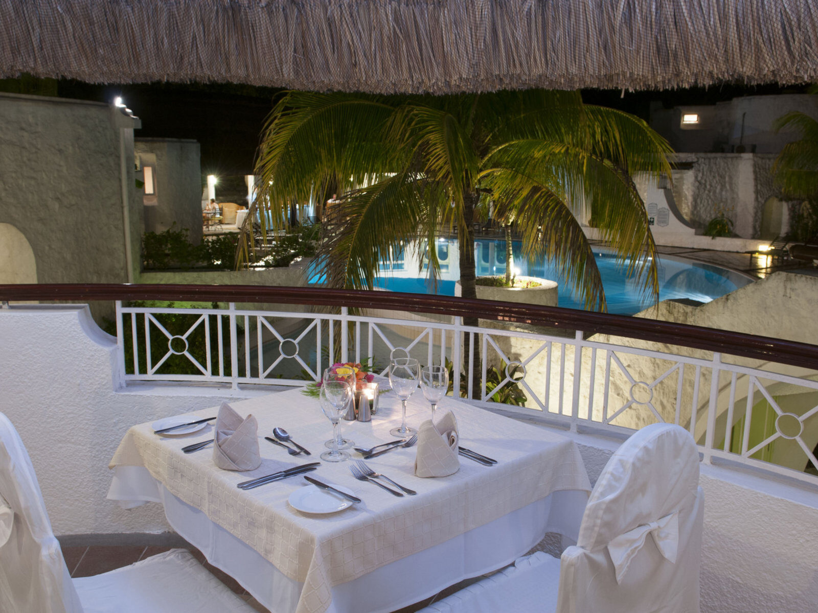 Почивка Мавриций в Casuarina Resort & Spa tree top