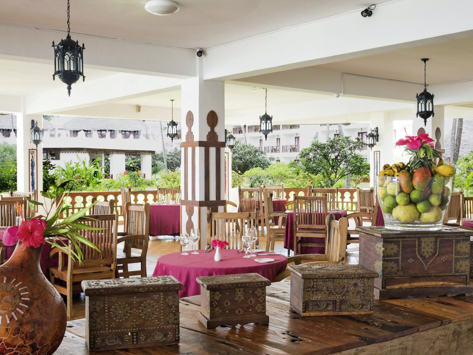 Почивка в Занзибар в Double Tree by Hilton Resort Zanzibar restaurant