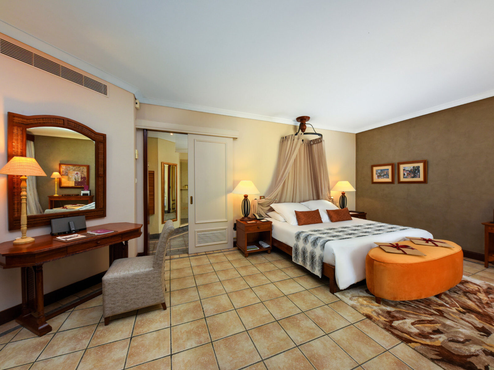 Почивка Мавриций Dinarobin Beachcomber family suite