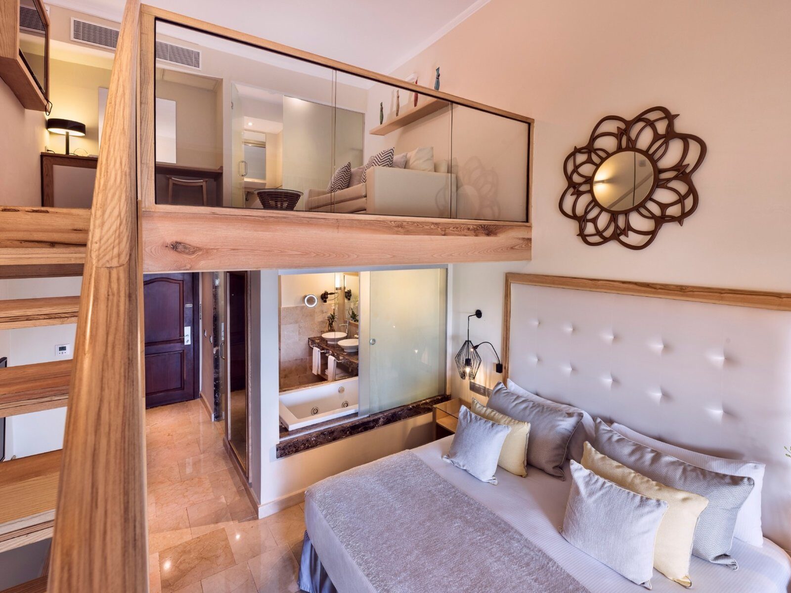 Почивка Доминикана в Grand Palladium Palace Resort Spa and Casino loft suite