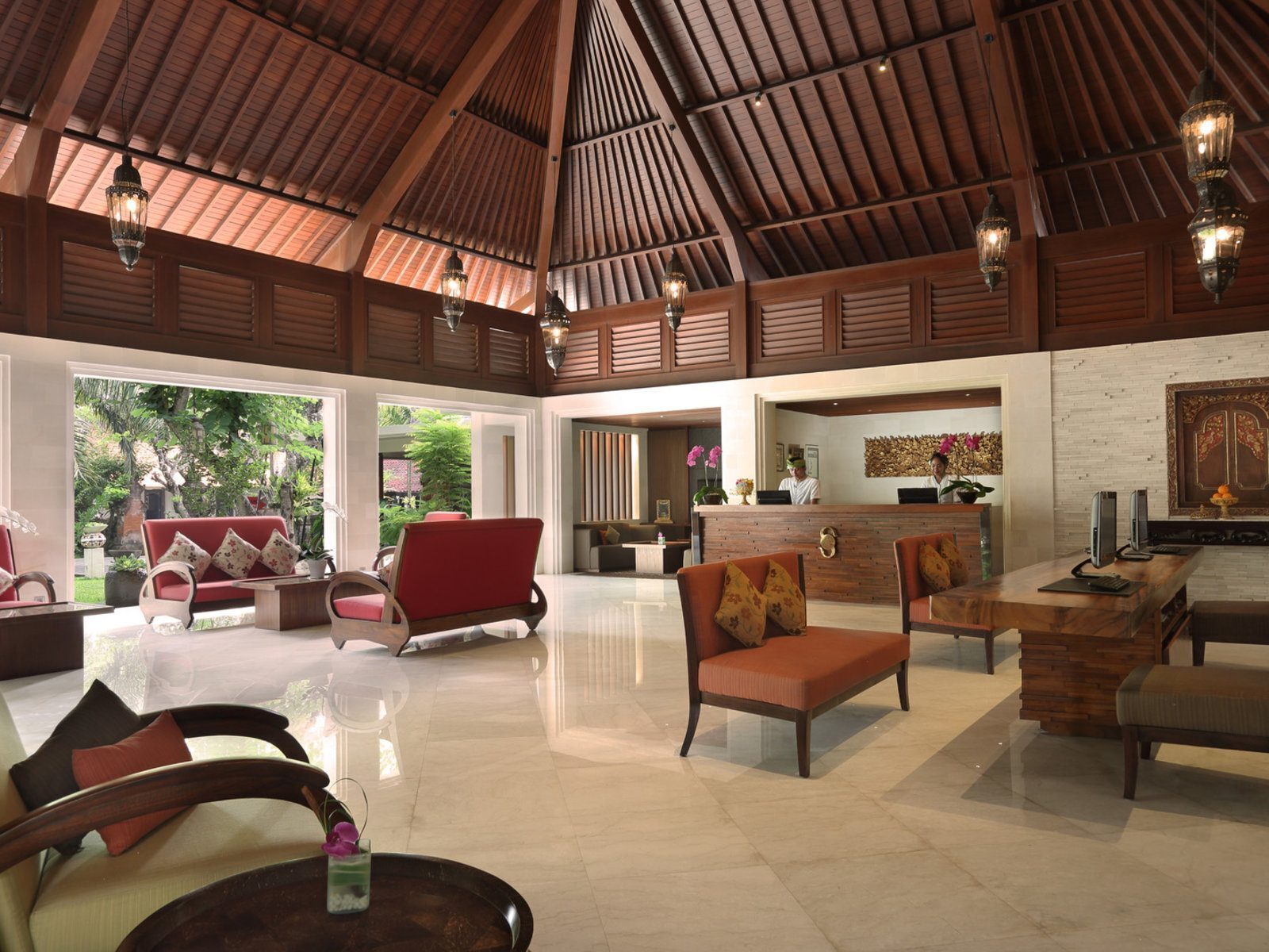 Почивка Бали в Griya Santrian lobby