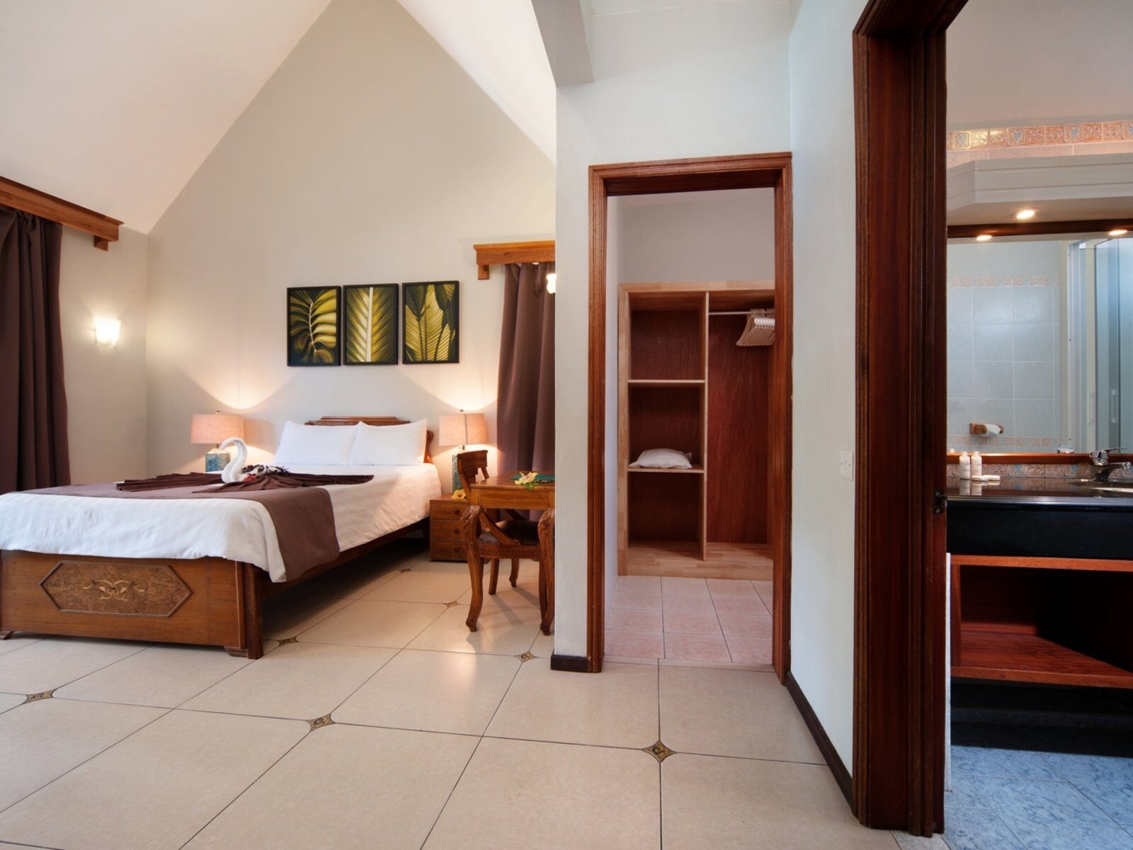 Почивка Мавриций в Le Palmiste Resort family room