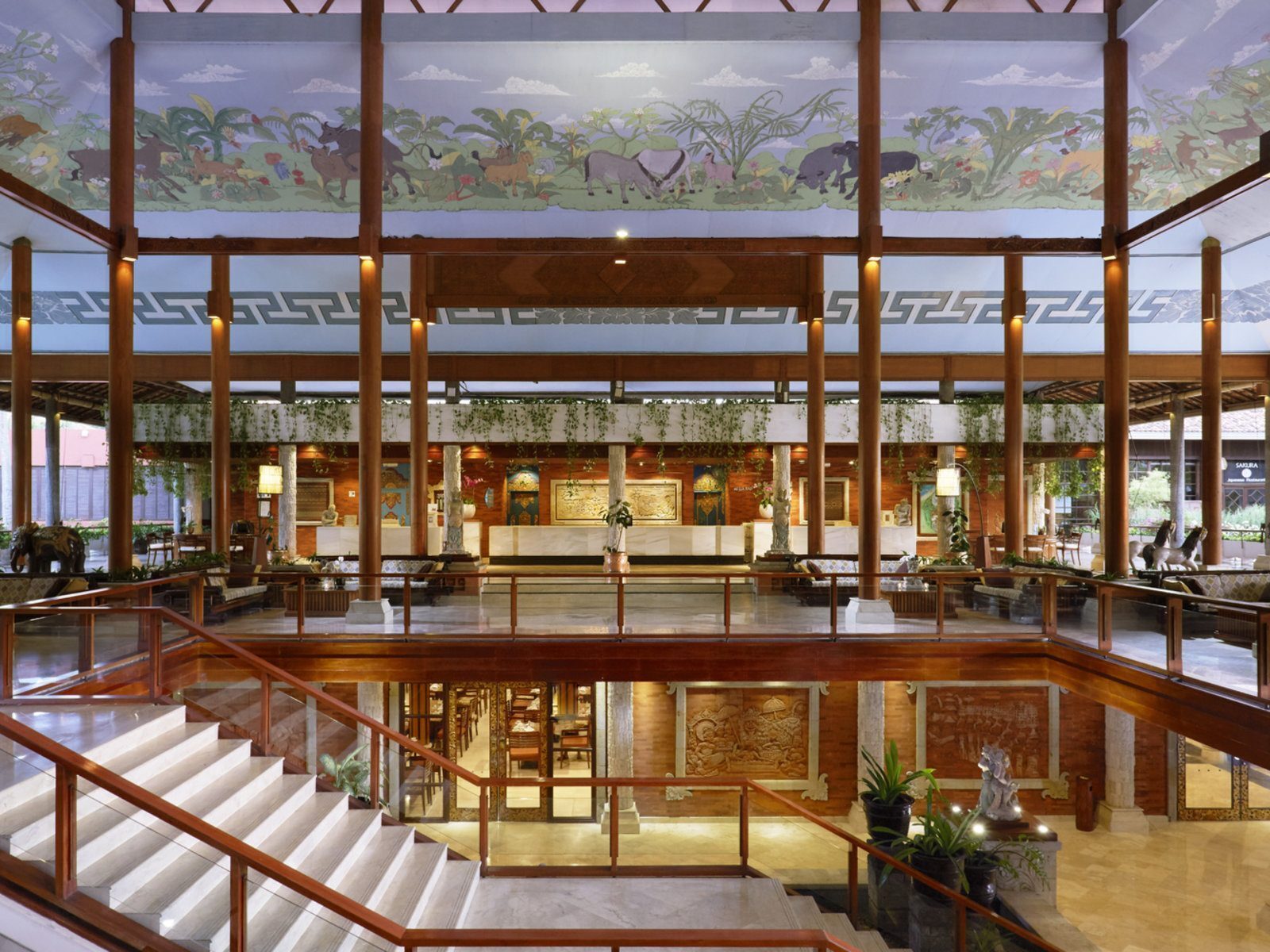 Почивка на Бали в Melia Bali лоби