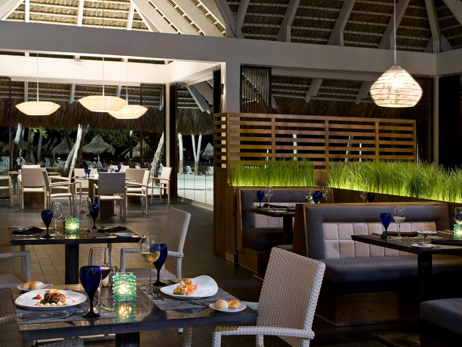 Почивка Доминикана в Melia Caribe Beach Resort merkado