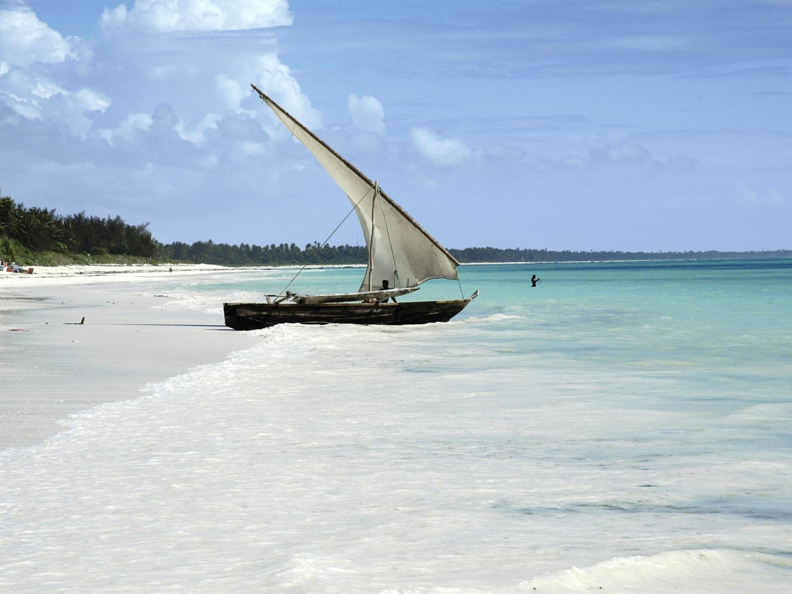 Почивка Занзибар в Ocean Paradise Resort and Spa море