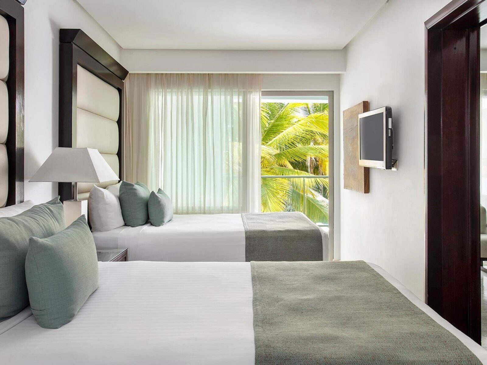 Почивка Доминикана в Paradisus Palma Real Resort master suite