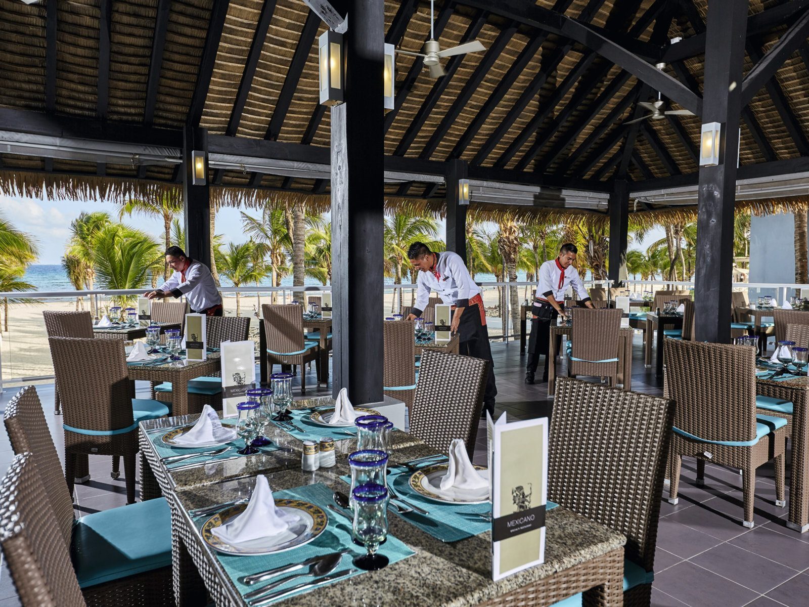 Почивка Канкун в Riu Tequila бийч клуб