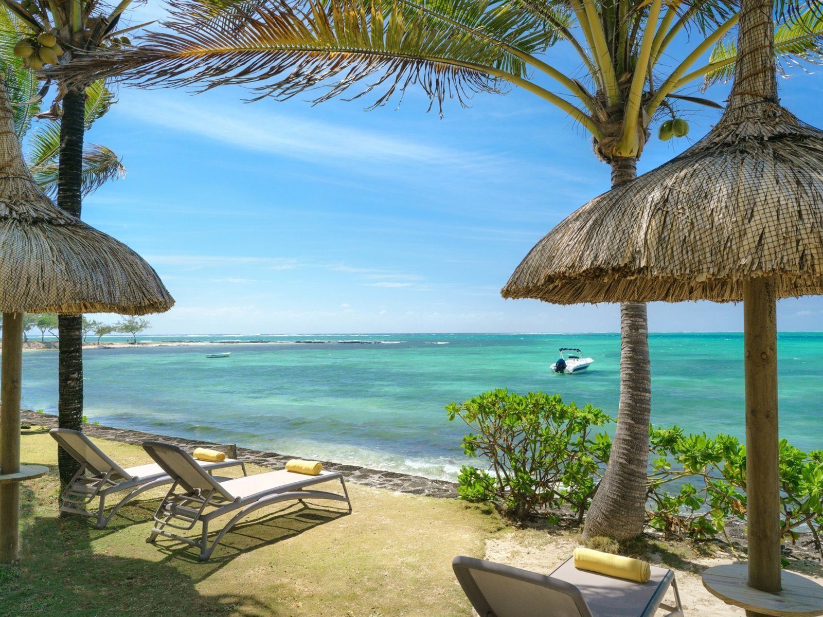 Почивка Мавриций в Tropical Attitude плаж