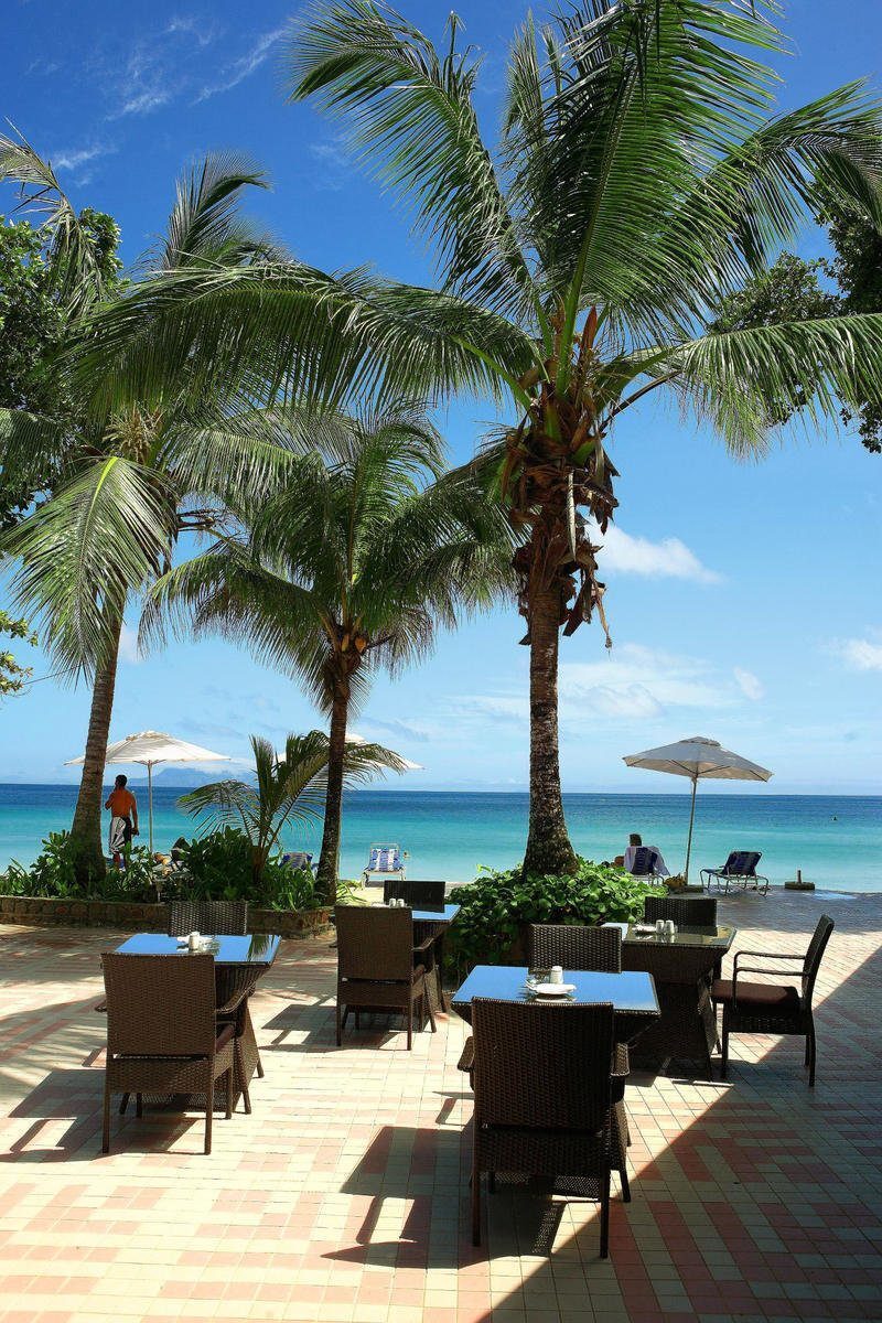 Почивка на Сейшелите в Coral Strand плаж