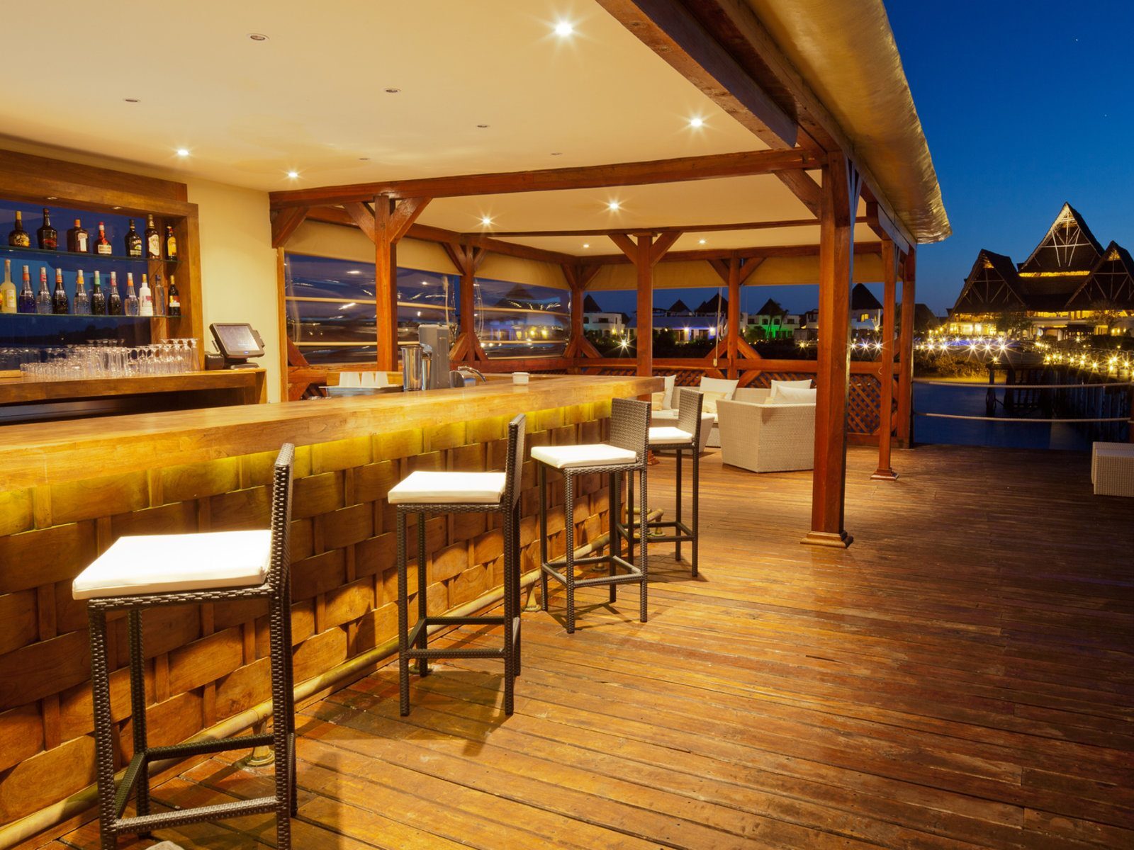 Почивка в Занзибар в Essque Zalu Zanzibar jetty