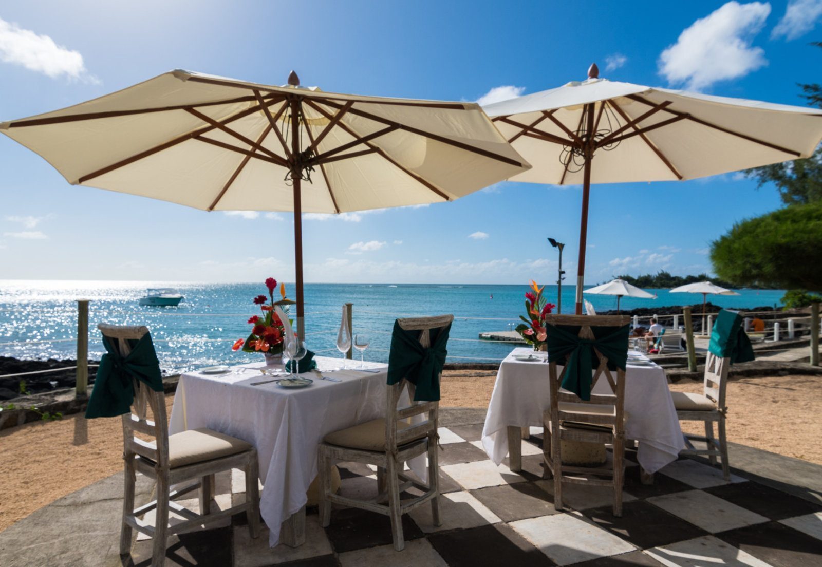 Почивка Мавриций в Hibiscus Boutique Hotel ресторант 2