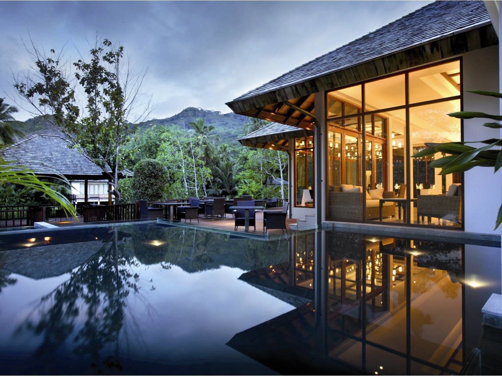 Почивка Сейшелите в Hilton Seychelles Labriz Resort & Spa