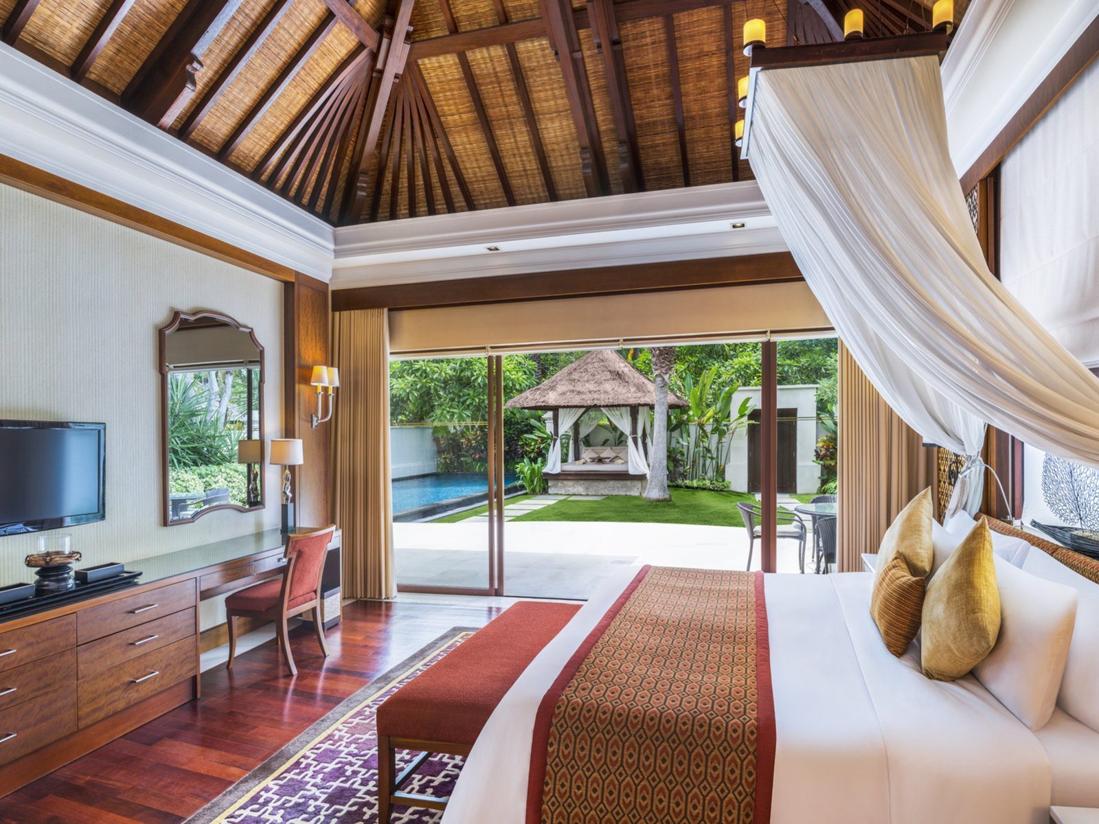 Почивка на Бали в The Laguna A Luxury Collection Bali One bedroom villa