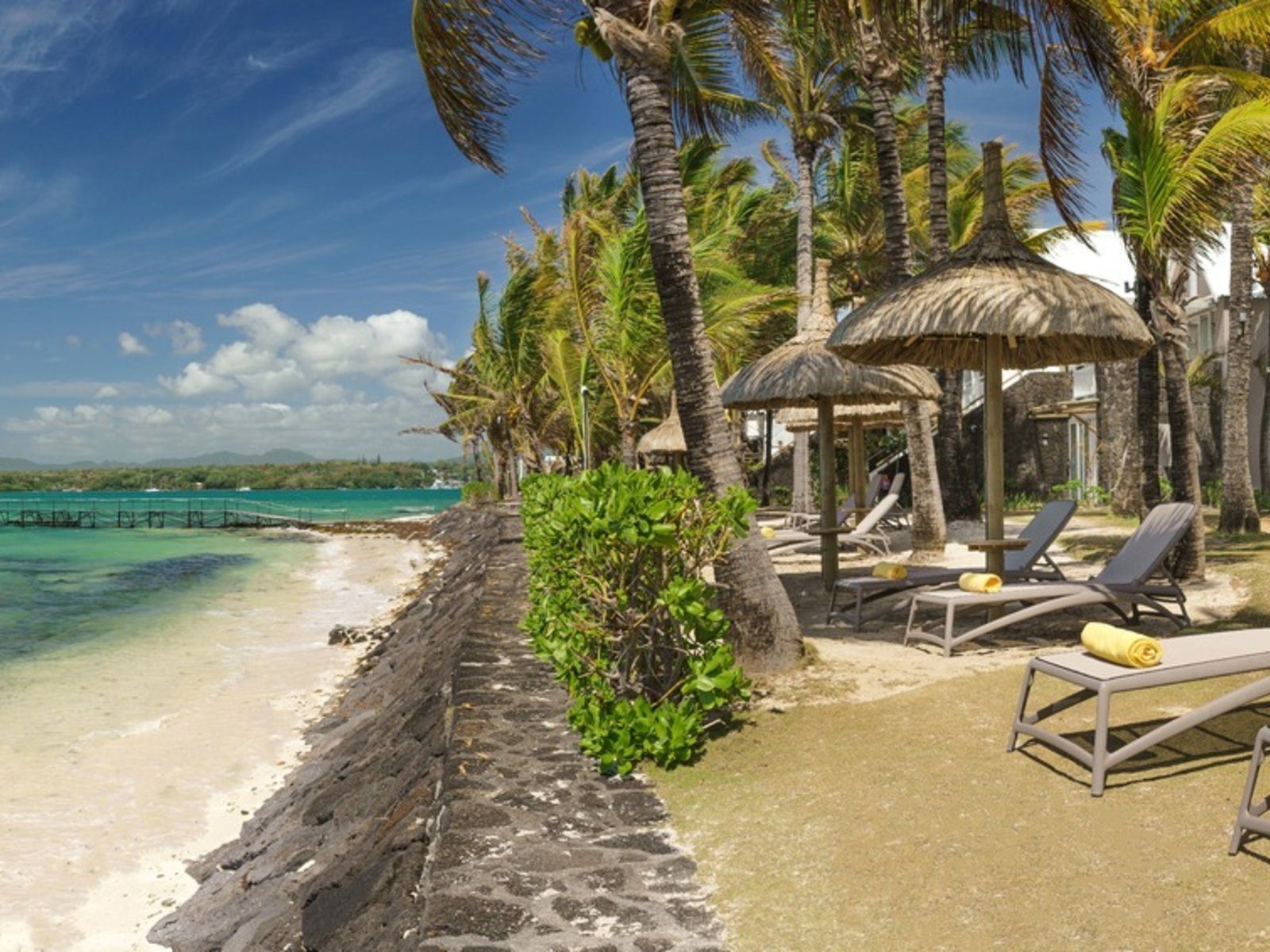 Почивка Мавриций в Tropical Attitude плаж 3