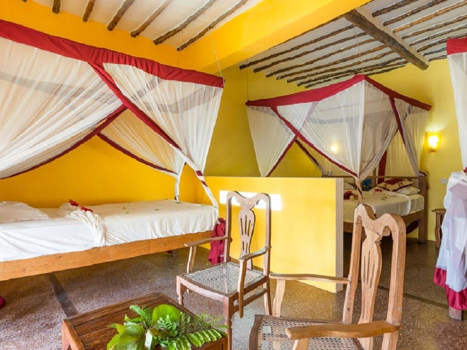 Почивка Занзибар в Waridi Beach Resort and Spa family room