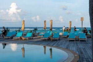 На брега на океана или вътре в острова: Къде да се настаните на Малдивите