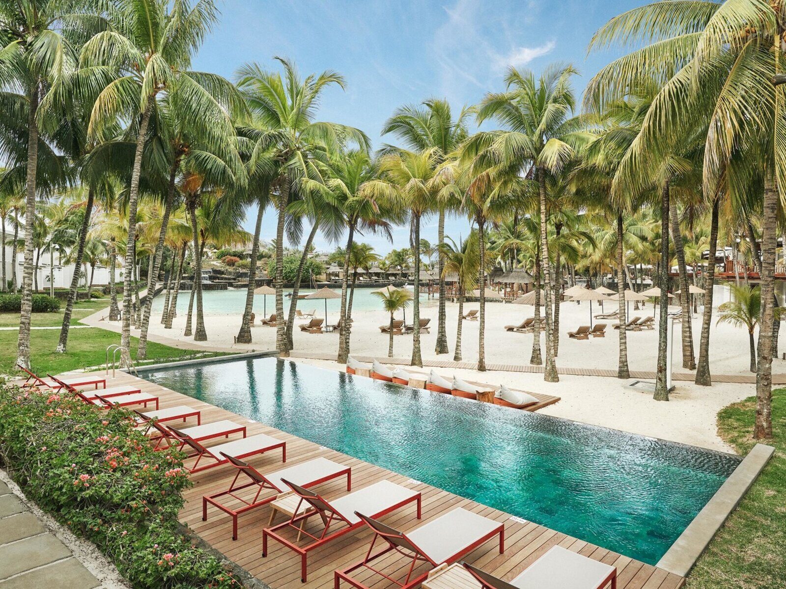 Почивка Мавриций в Paradise Cove Boutique Hotel плаж