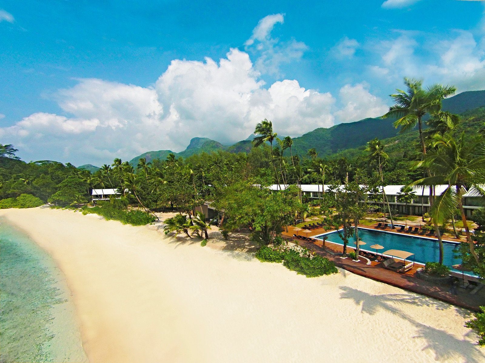 Почивка Сейшелите в Avani Seychelles Barbaron