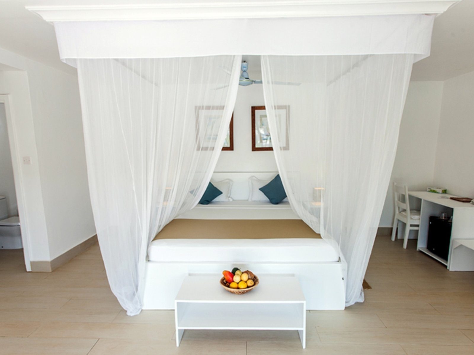 Почивка в Занзибар в Dhow Inn standard room