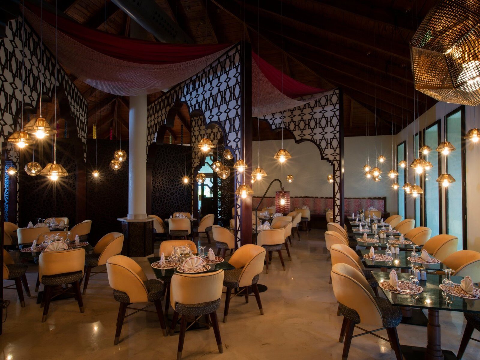 Почивка Доминикана в Grand Palladium Palace Resort Spa and Casino bhogali