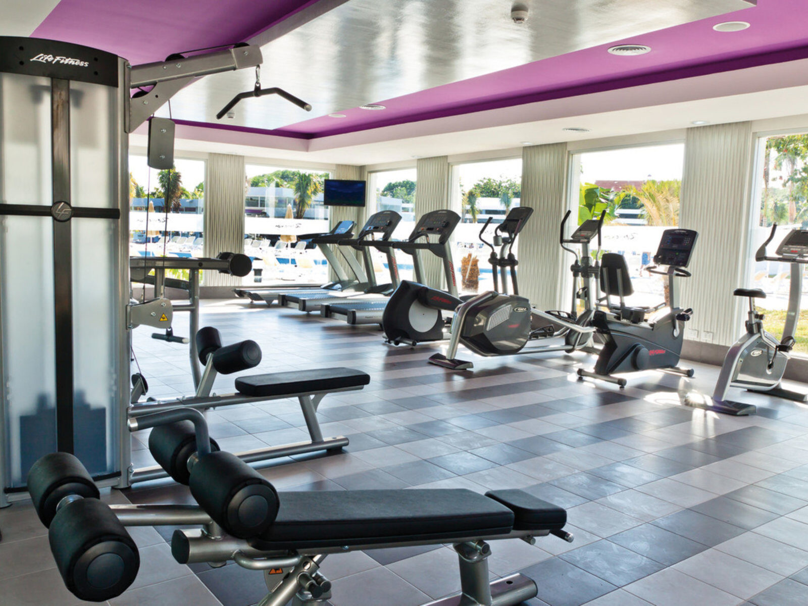 Почивка Мексико в RIU Palace Mexico fitness