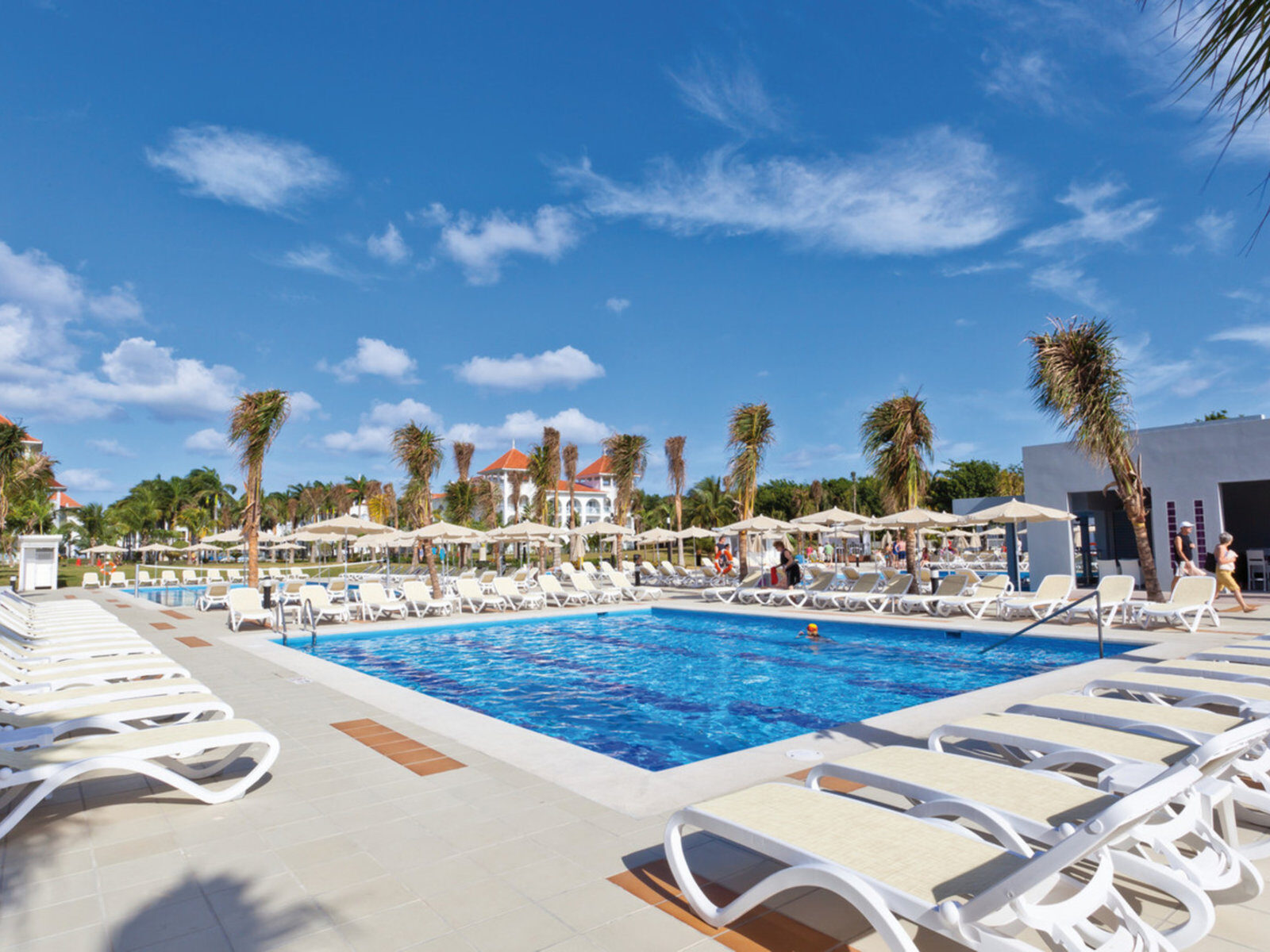 Почивка Мексико в RIU Palace Mexico pool