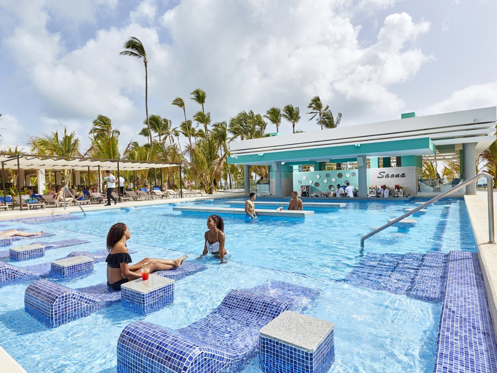Почивкa Доминикана RIU Palace Punta Cana pool