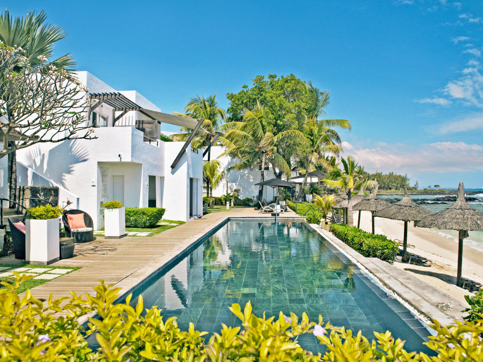 Почивка Мавриций Recif Attitude