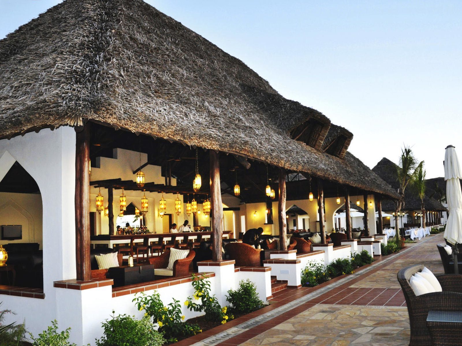 Почивка Занзибар в Sea Cliff Resort бар