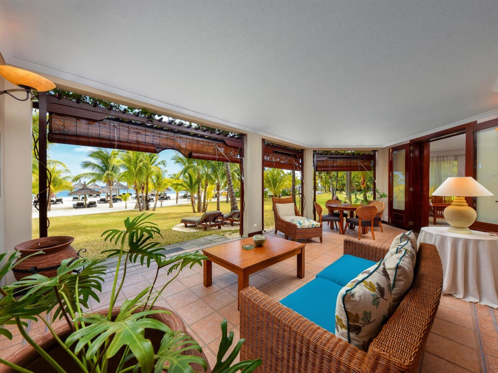 Почивка Мавриций Dinarobin Beachcomber luxury family suite