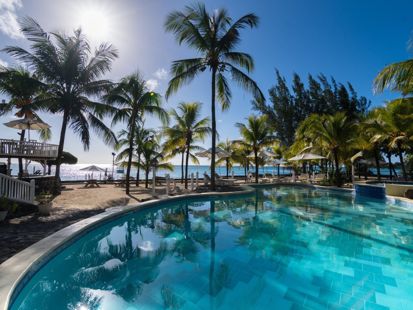 Почивка Мавриций в Hibiscus Boutique Hotel pool