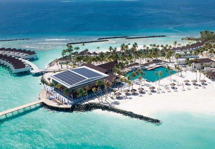 почивка малдиви oblu xperience ailafushi басейн и плаж- travelisimo.bg